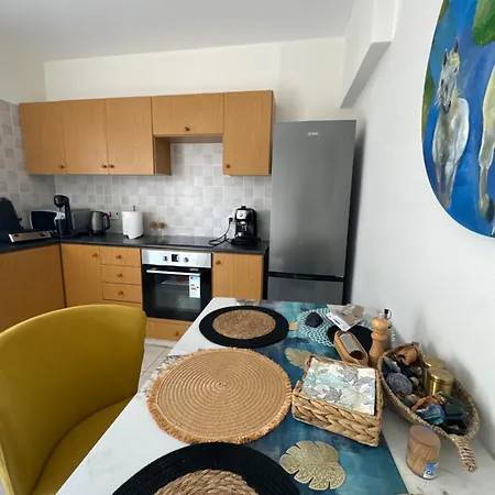 Arting Sea-a Dog Friendly House *