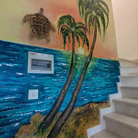 Arting Sea-a Dog Friendly House