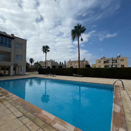 Arting Sea-a Dog Friendly House Klorakas