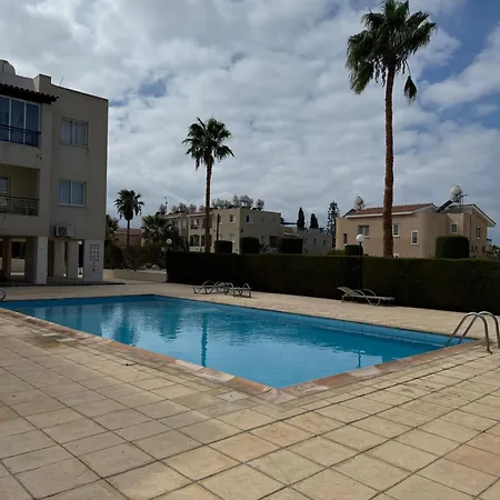 Arting Sea-a Dog Friendly House * Хлоракас