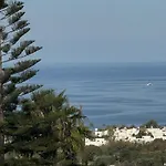 Arting Sea-a Dog Friendly House *