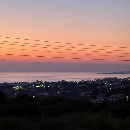 Arting Sea-a Dog Friendly House *