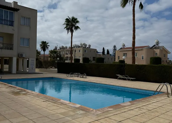 Arting Sea-a Dog Friendly House * Klorakas