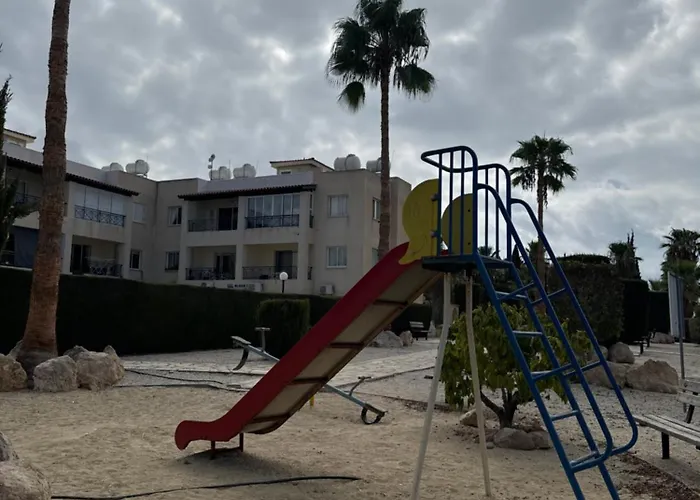 Arting Sea-a Dog Friendly House * Klorakas